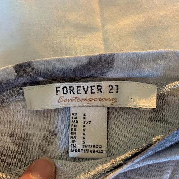 Forever 21 after swim tunic - Picture 3 of 3